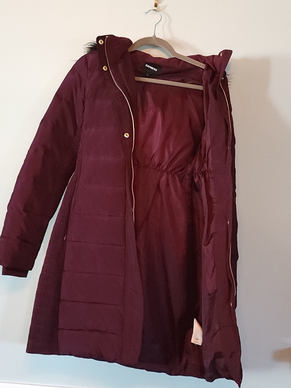 Express Women's Maroon Puffer Coat with Hood